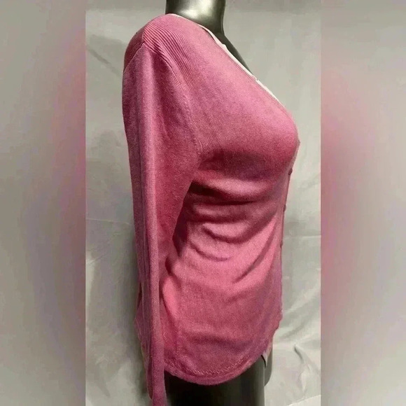 ✅Women’s  Pink Cardigan - Picture 3 of 10